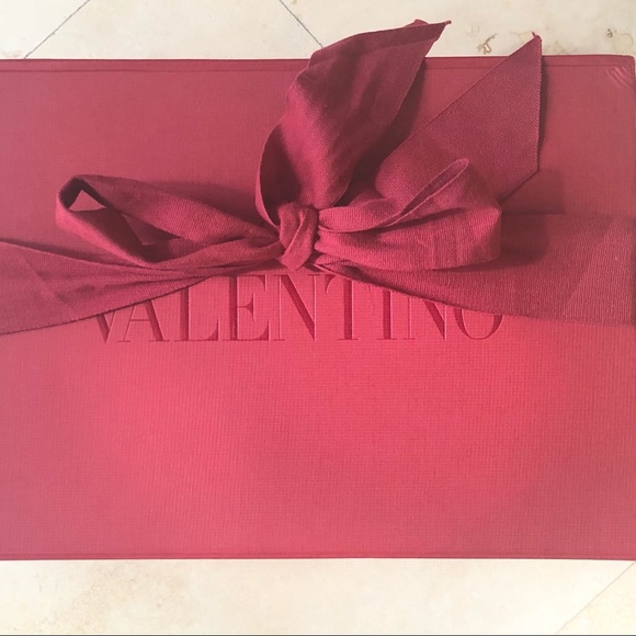valentino gift